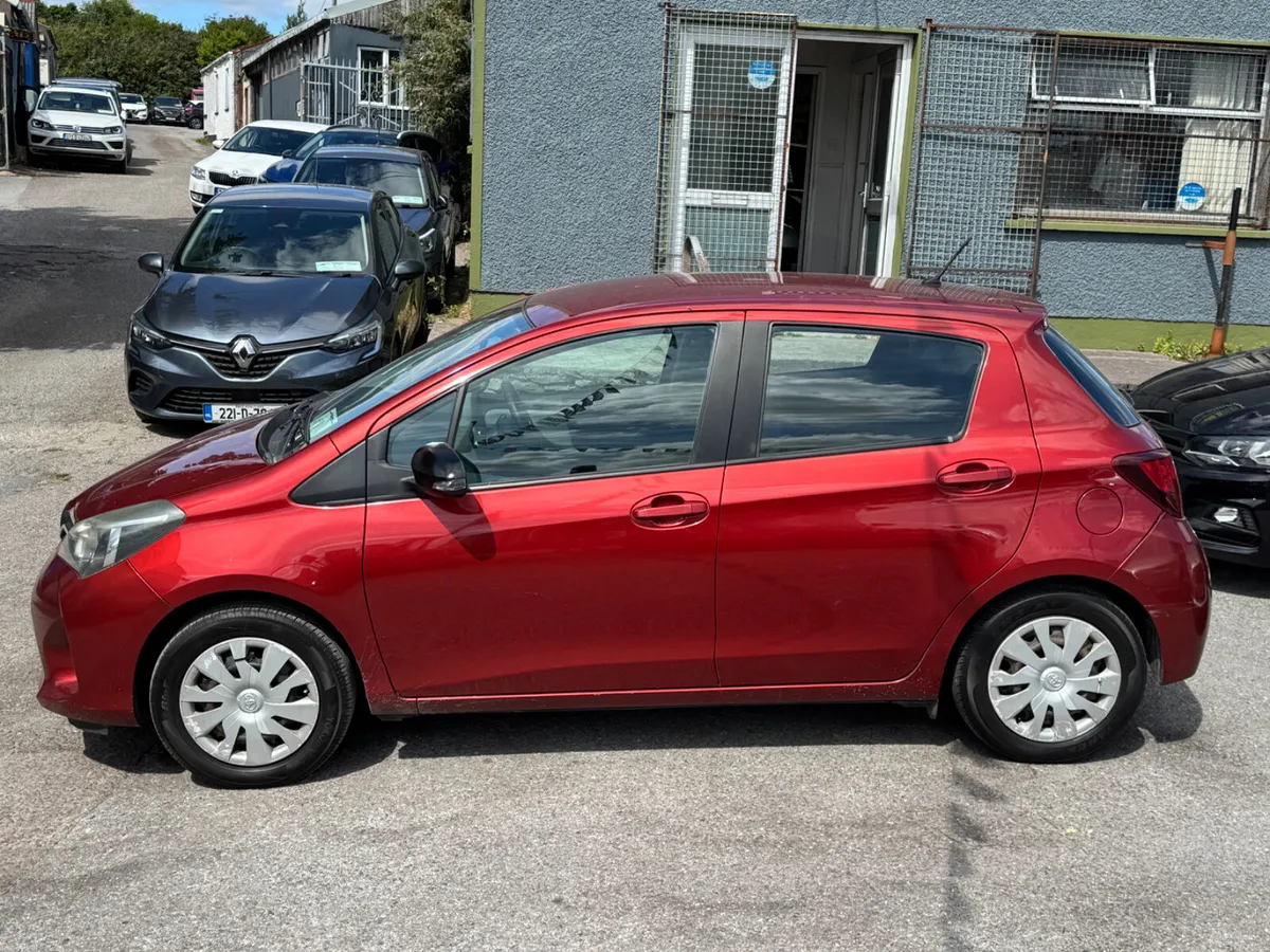 Toyota Yaris ideal start car - Image 6