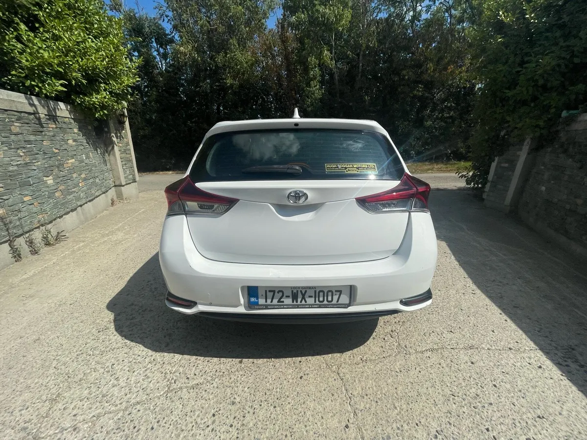 Toyota auris van - Image 5
