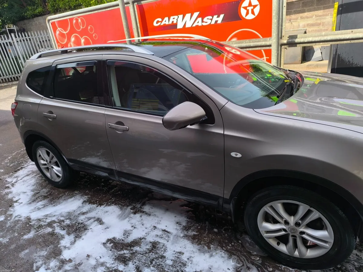 Nissan Qashqai+2 2010 - Image 2