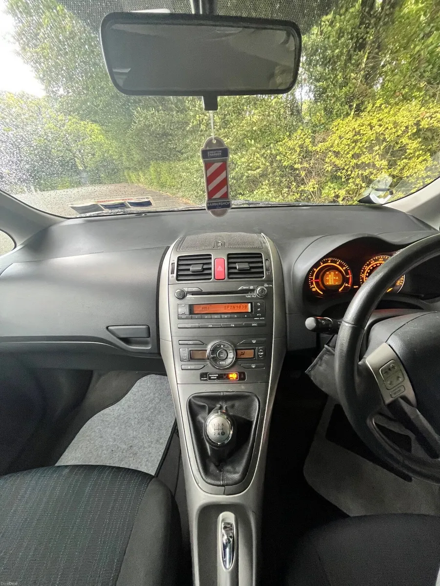 Toyota Auris 2009 - Top Specification - Image 6