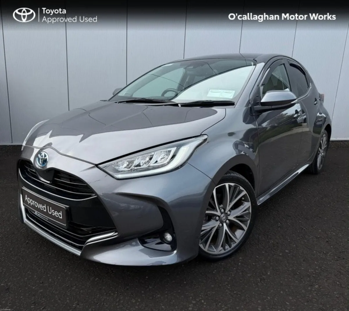 Toyota Yaris YARIS 1.5 HYBRID PLATINUM - Image 2