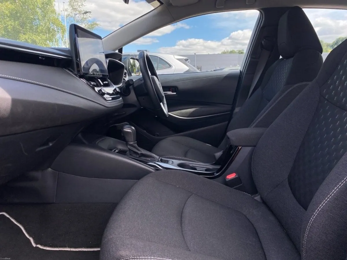 Toyota Corolla - Image 6