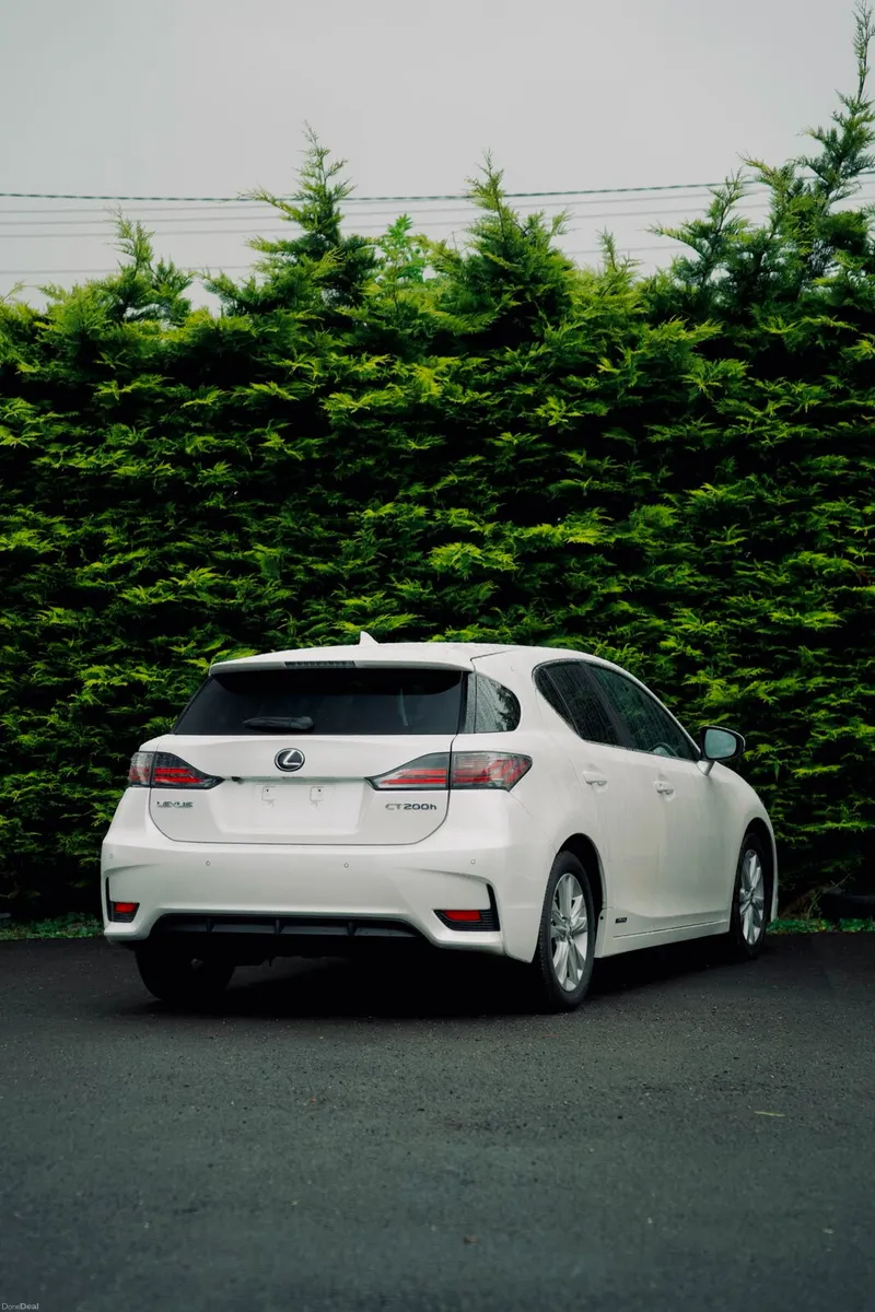 Lexus CT 200h 1.8 Hybrid 2017 - Image 4