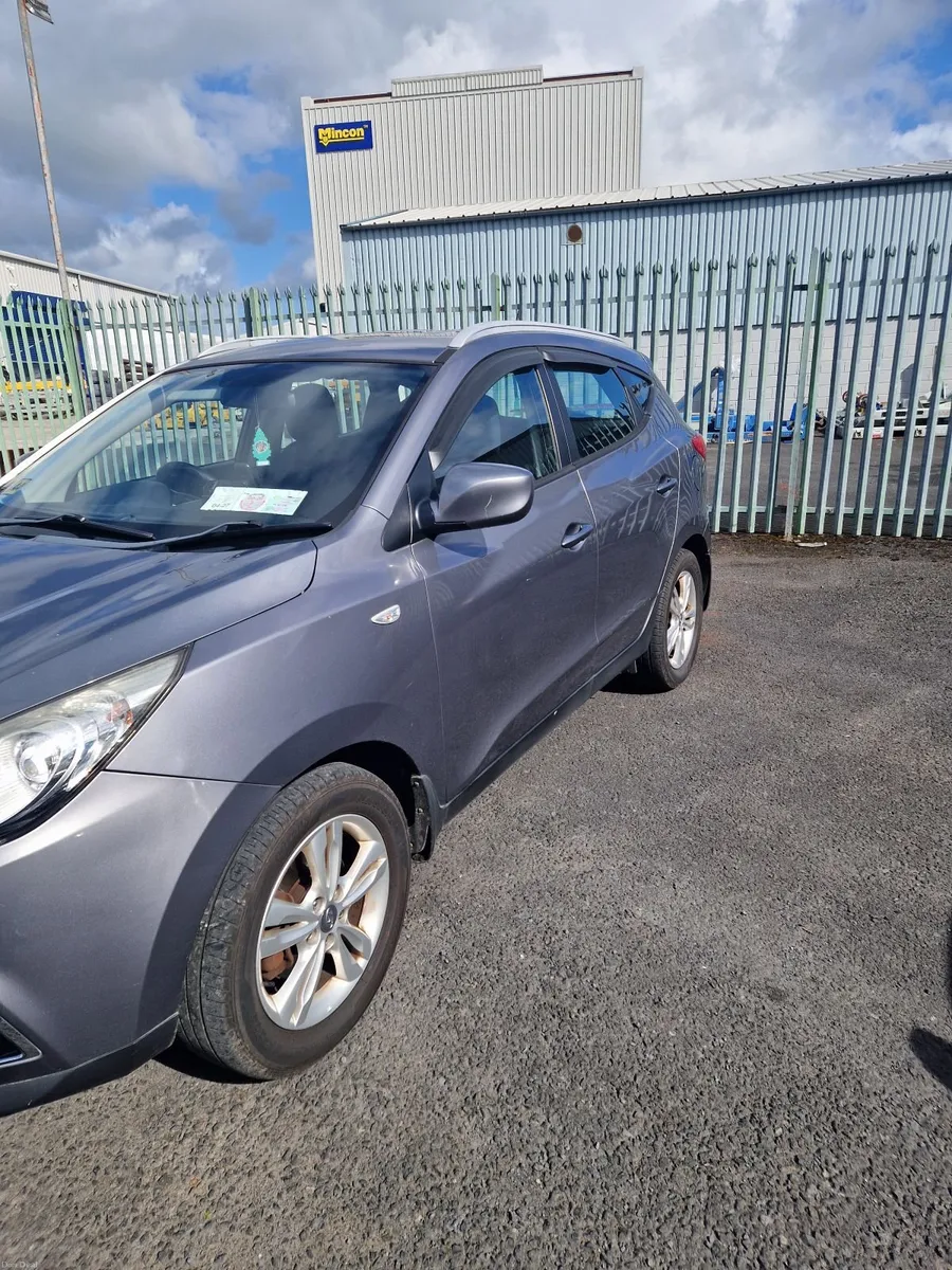 Hyundai ix35 2013 Fully Serviced + Oil & Filters - Image 2