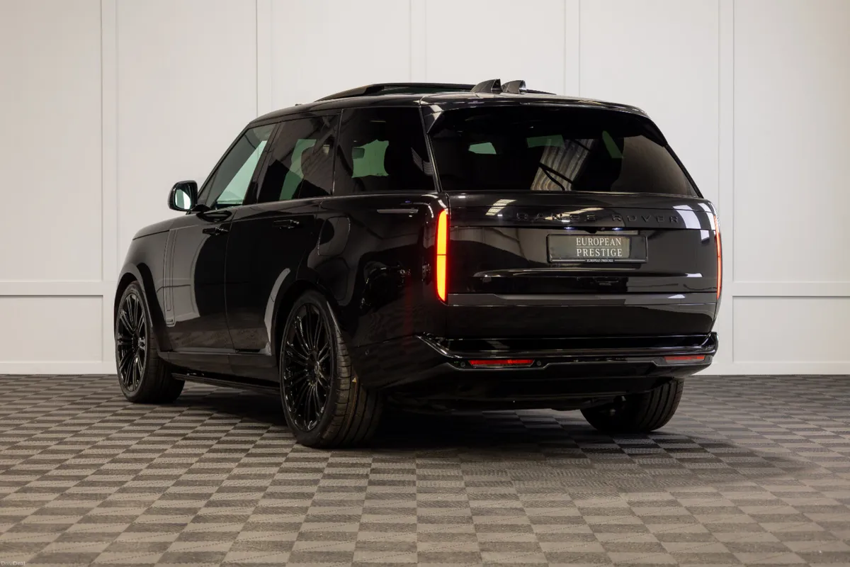 2024 Range Rover P550e Autobiography - Image 4