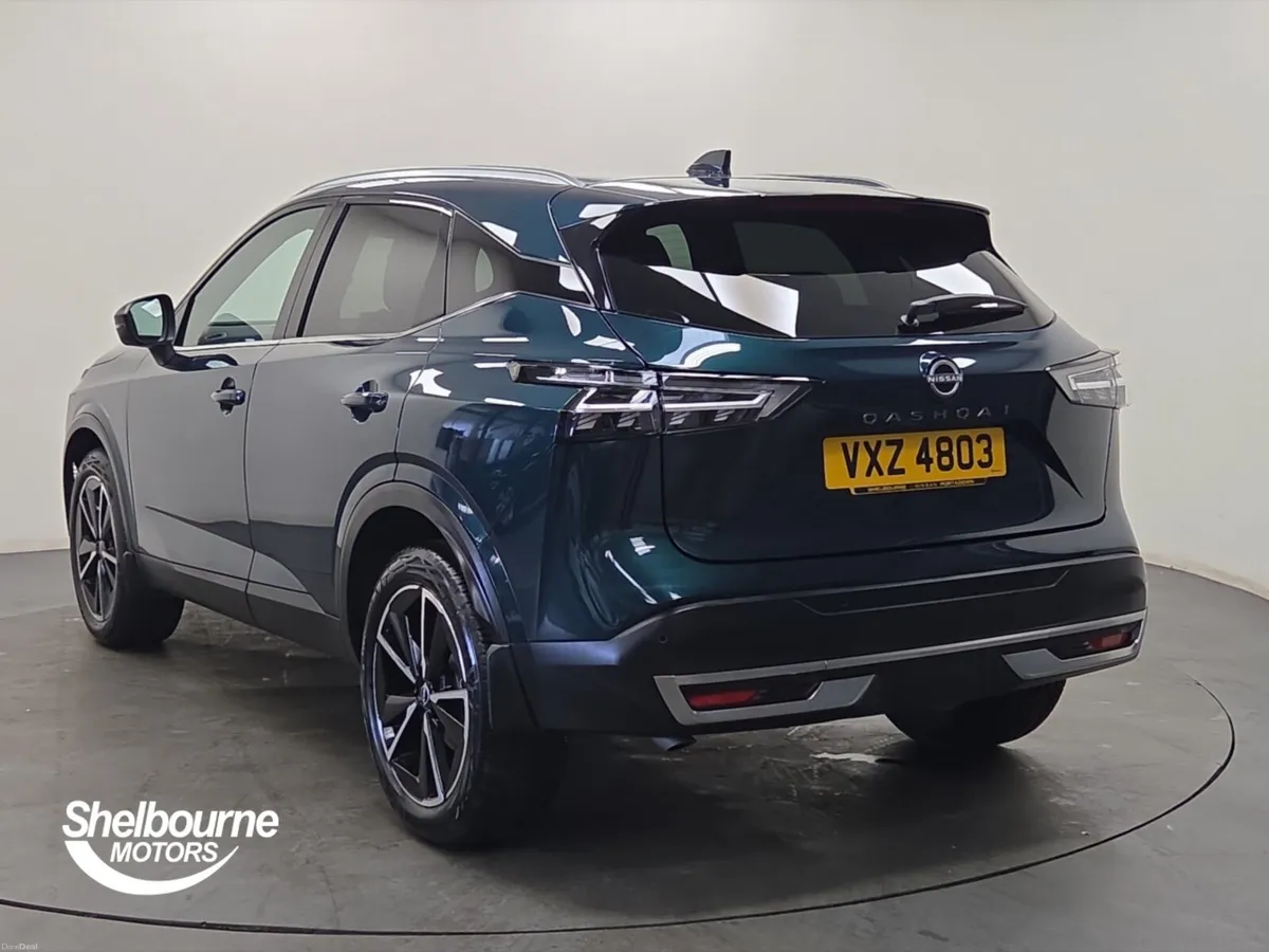 Nissan Qashqai Hatchback Acenta Premium - Image 2