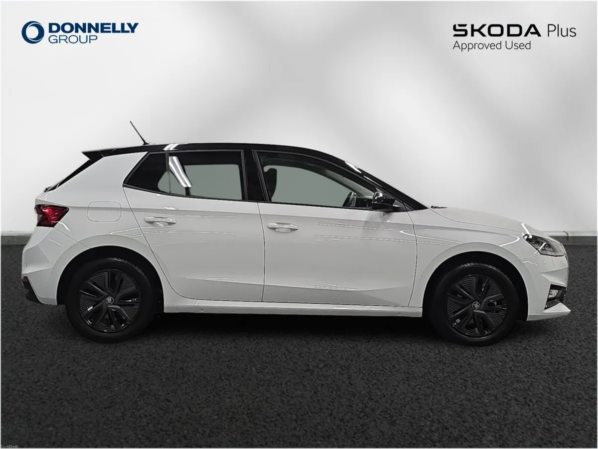 Skoda FABIA Hatchback Design Edition - Image 4