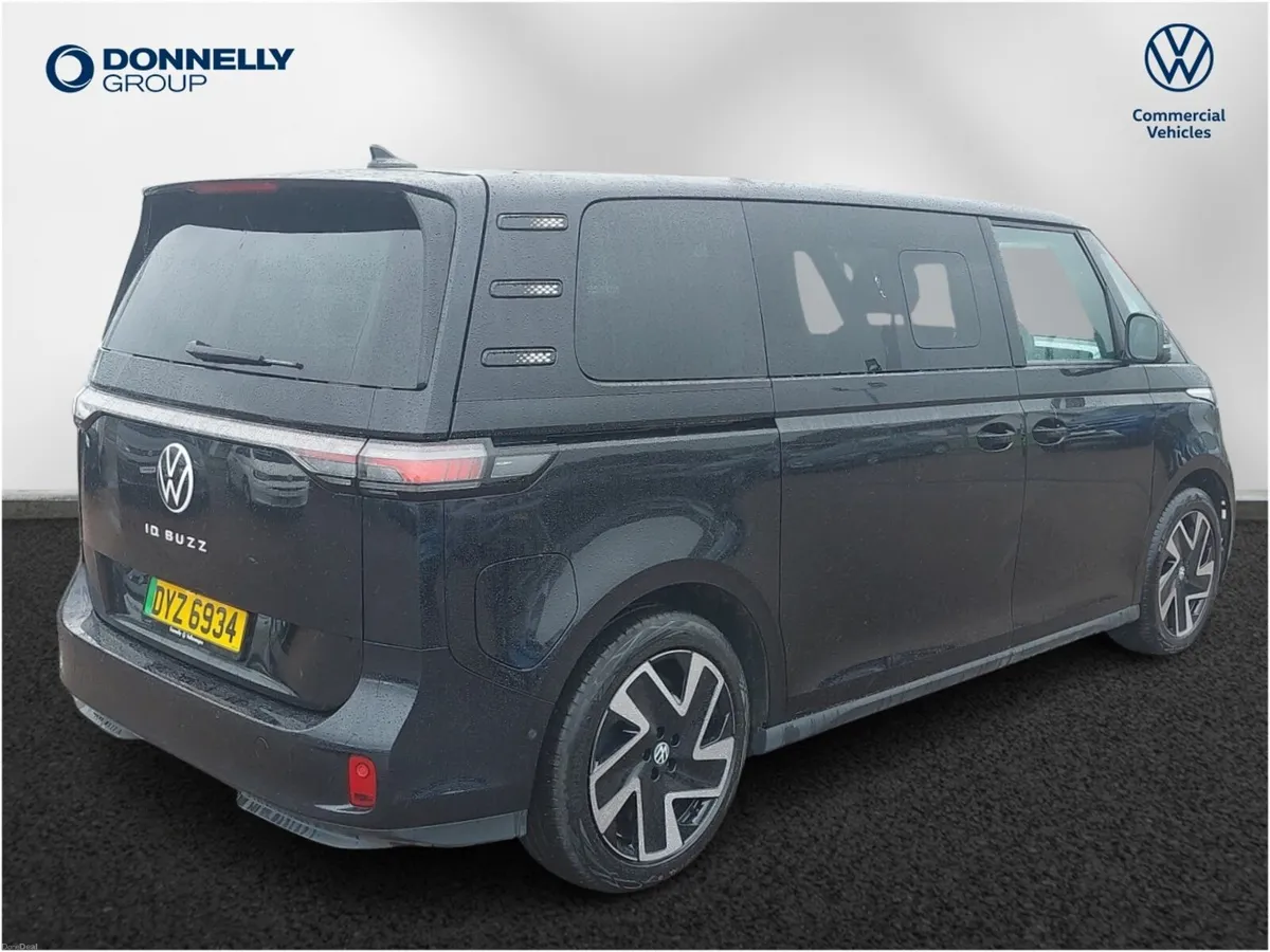 Volkswagen Id. Buzz Estate Style Pro - Image 3