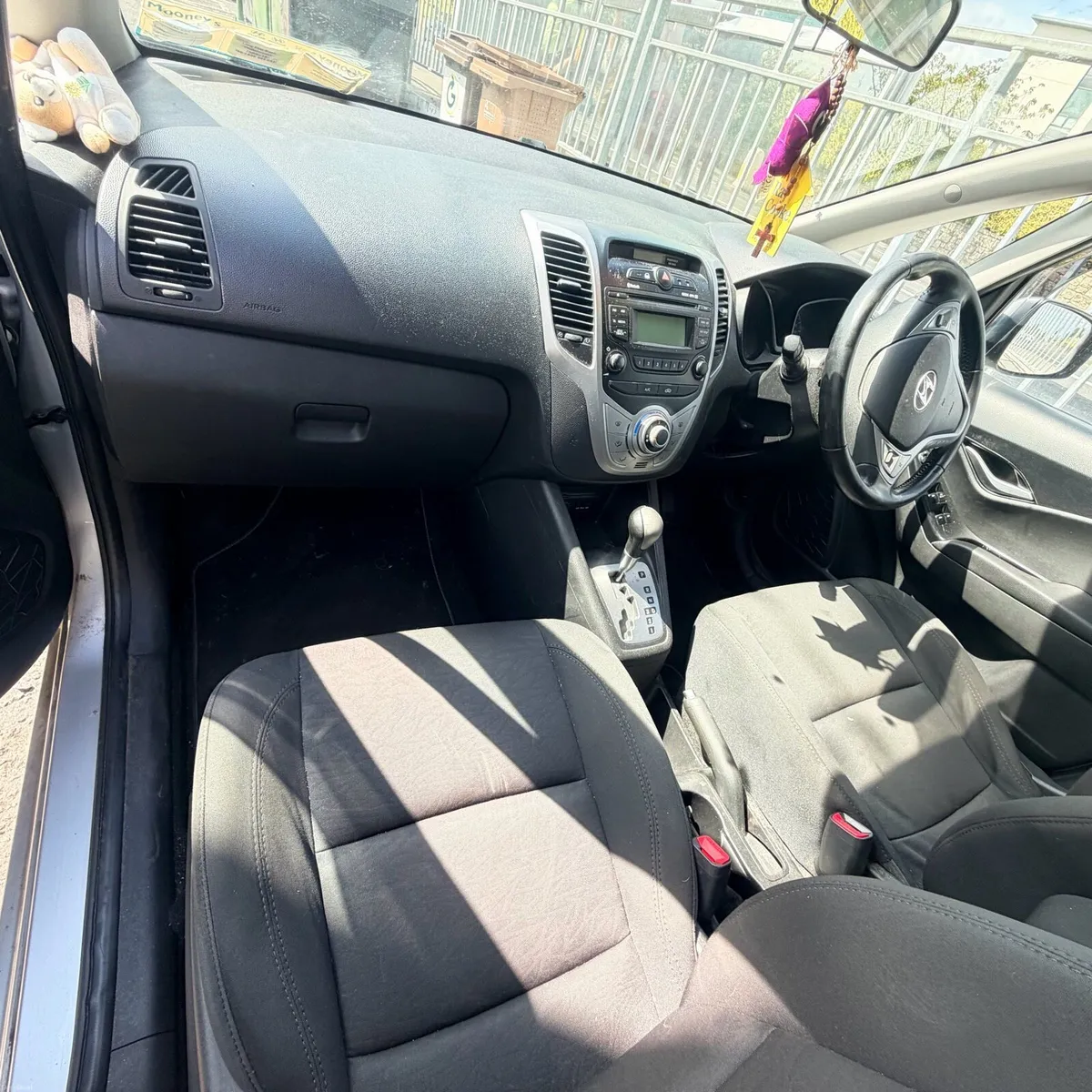 HYUNDAI IX20 2014 AUTOMATIC - Image 4