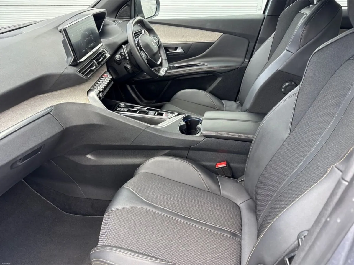Peugeot 3008 1.5 BlueHDi 130bhp Auto 6.4 GT - Image 4