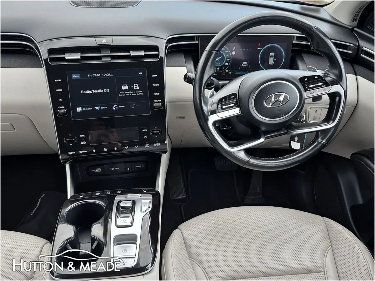 Hyundai Tucson Executive HEV 1.6 Petrol 5dr - Image 3