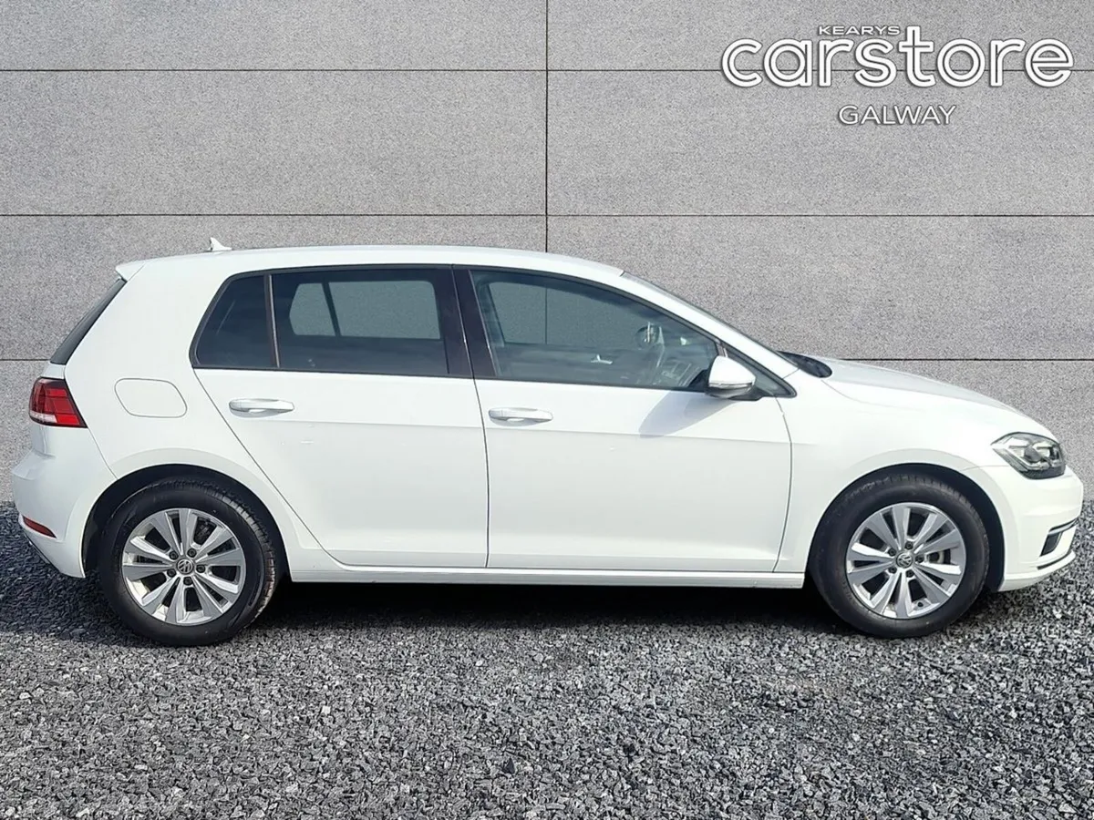 Volkswagen Golf TSI Comfort Line - Image 2