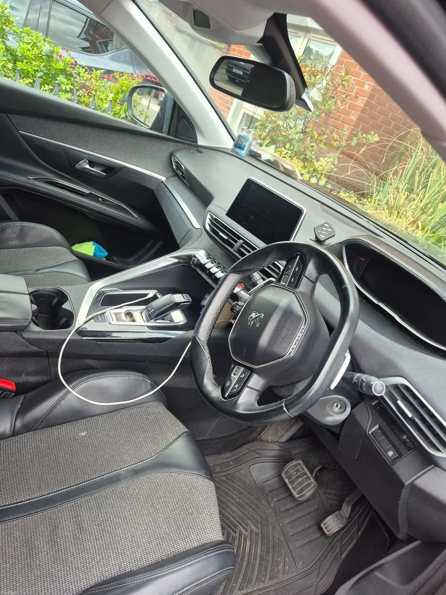 Peugeot 5008 2018 - Image 4
