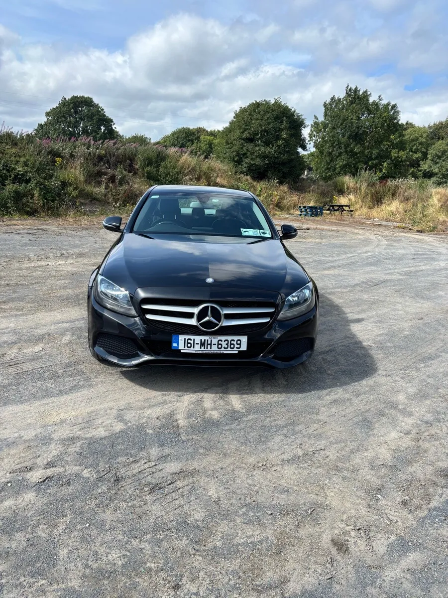 Mercedes c220d - Image 2