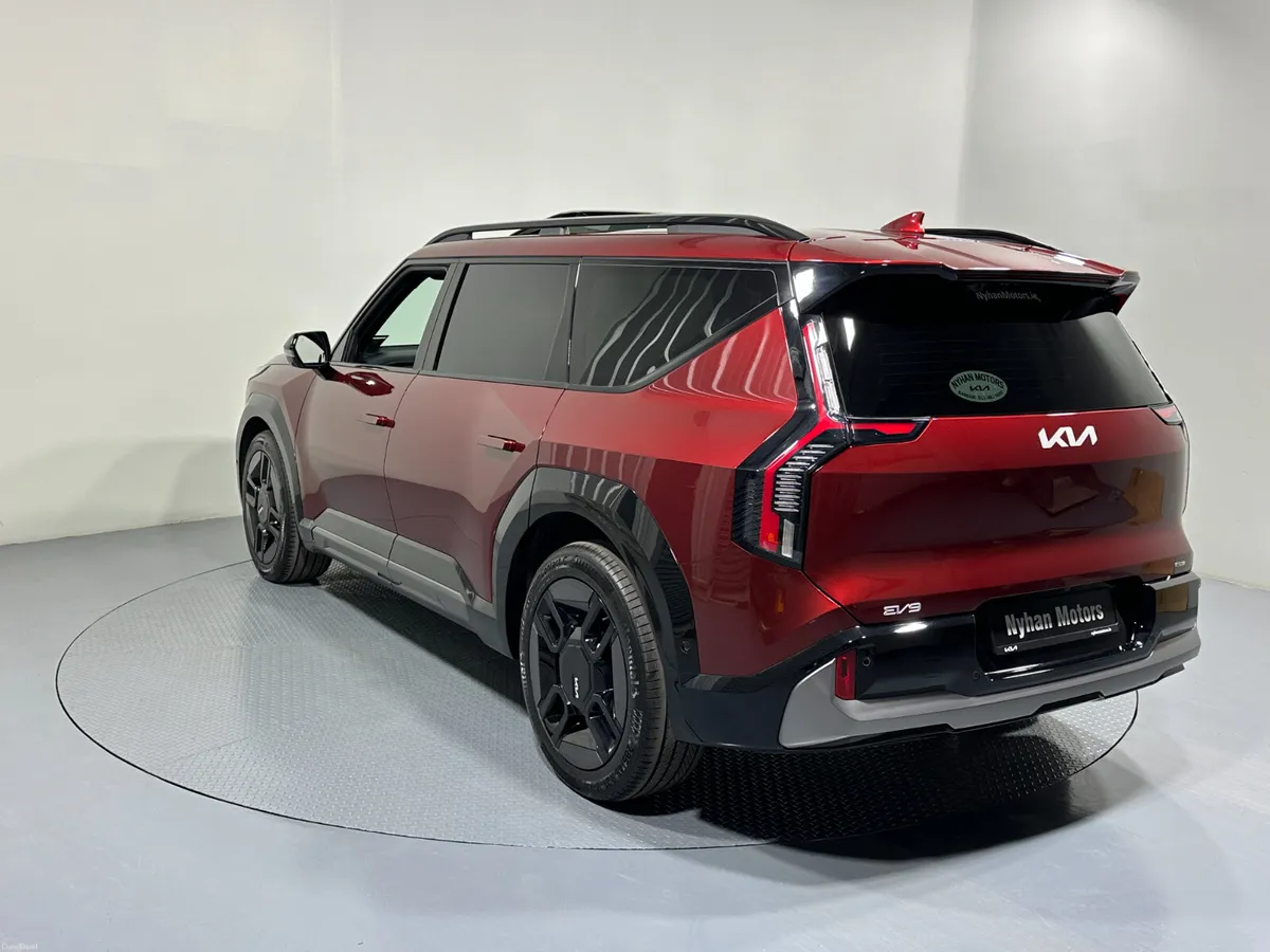 Kia EV9 GT-Line Commercial 99.8Kw (2026) - Image 5