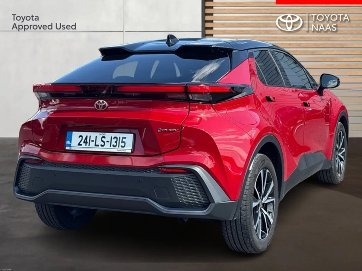 Toyota C-HR C-HR PHEV SPORT+ - Image 2