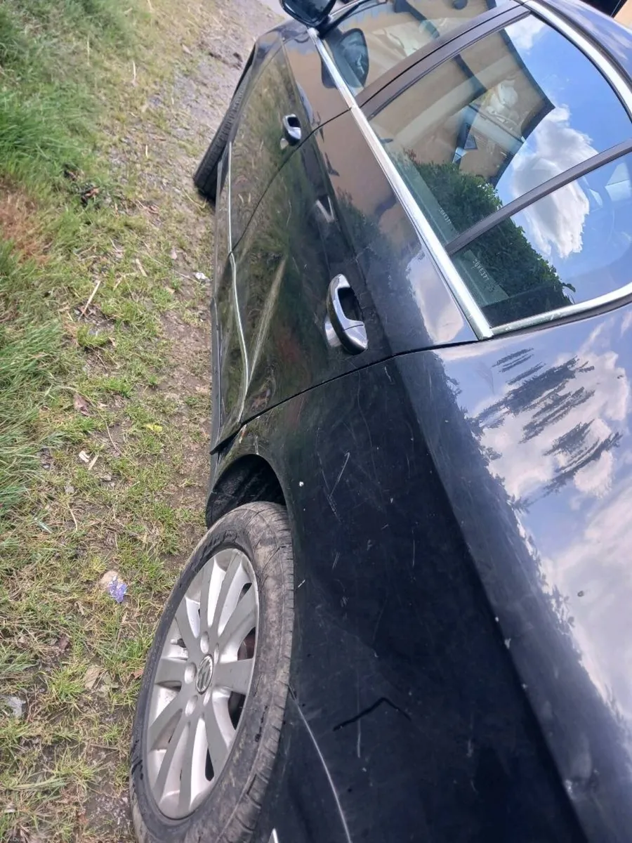 08 Volkswagen passat - Image 3