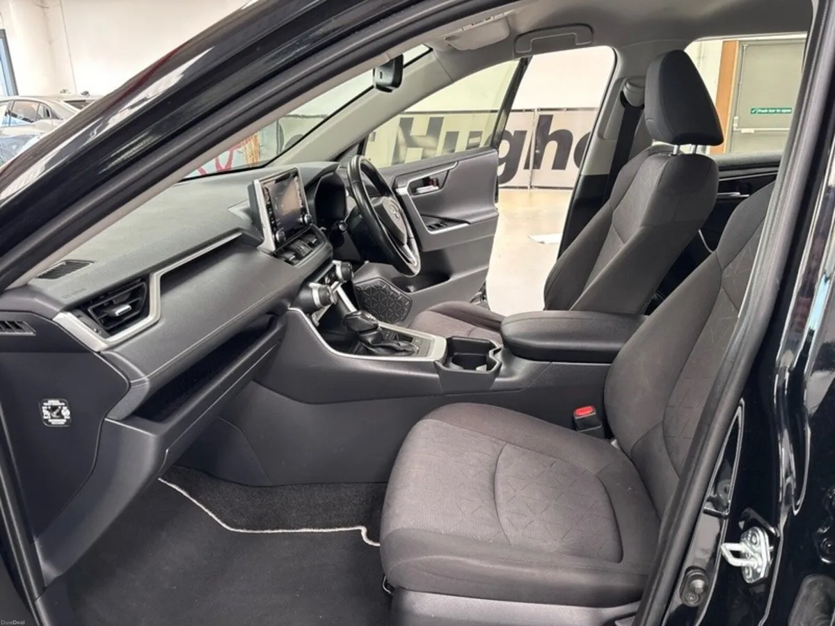 Toyota RAV4 RAV4 HYBRID LUNA 4DR AUTO MY21 - Image 6