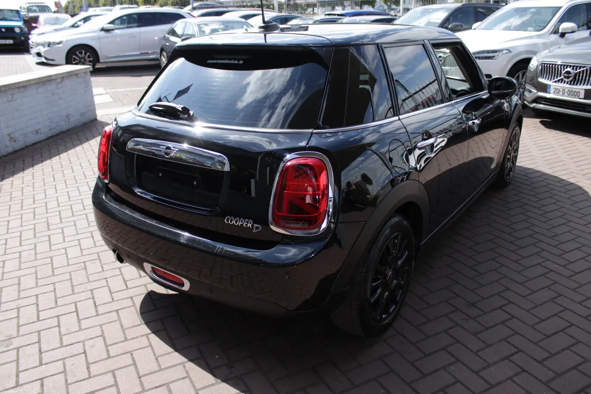 2021 MINI COOPER D 5DR HATCHBACK 1.5D AUTOMATIC - Image 4