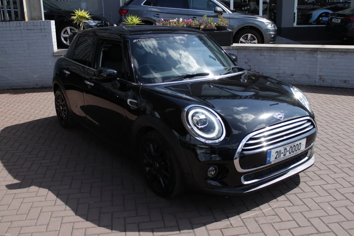 2021 MINI COOPER D 5DR HATCHBACK 1.5D AUTOMATIC - Image 2