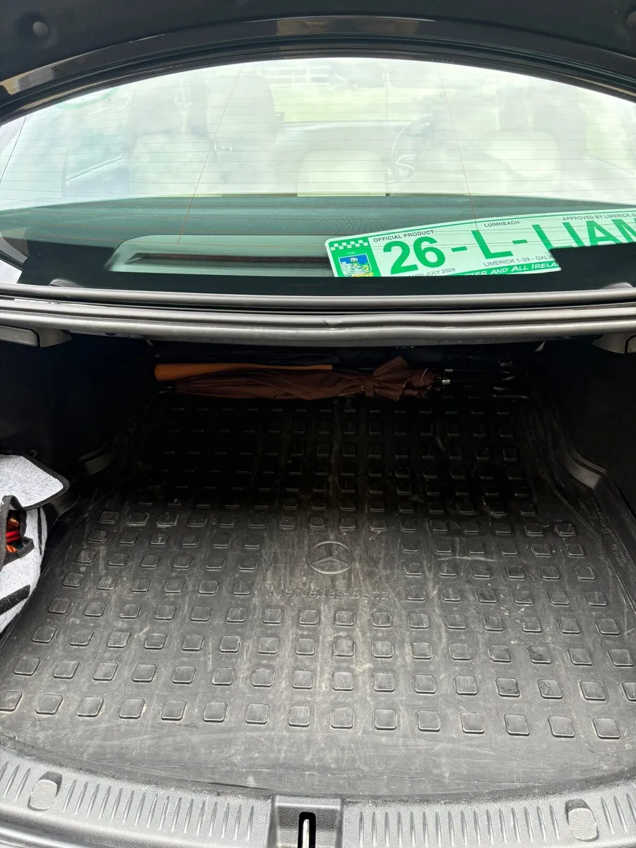 Mercedes-Benz E-Class 2021 - Image 4