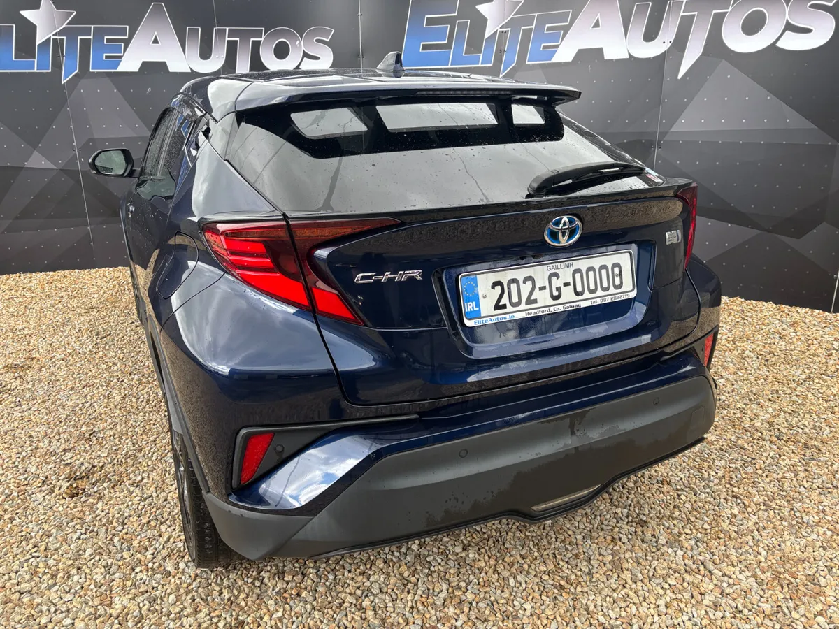 Toyota CH-R G Pack Sol Hybrid 2020 - Image 4