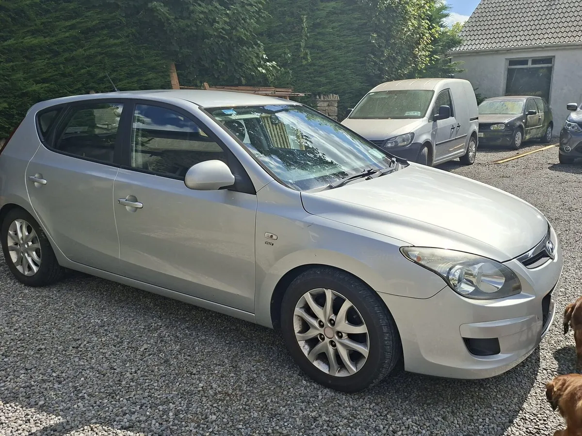 Hyundai i30 1.6L 2010 (Diesel) - Image 2