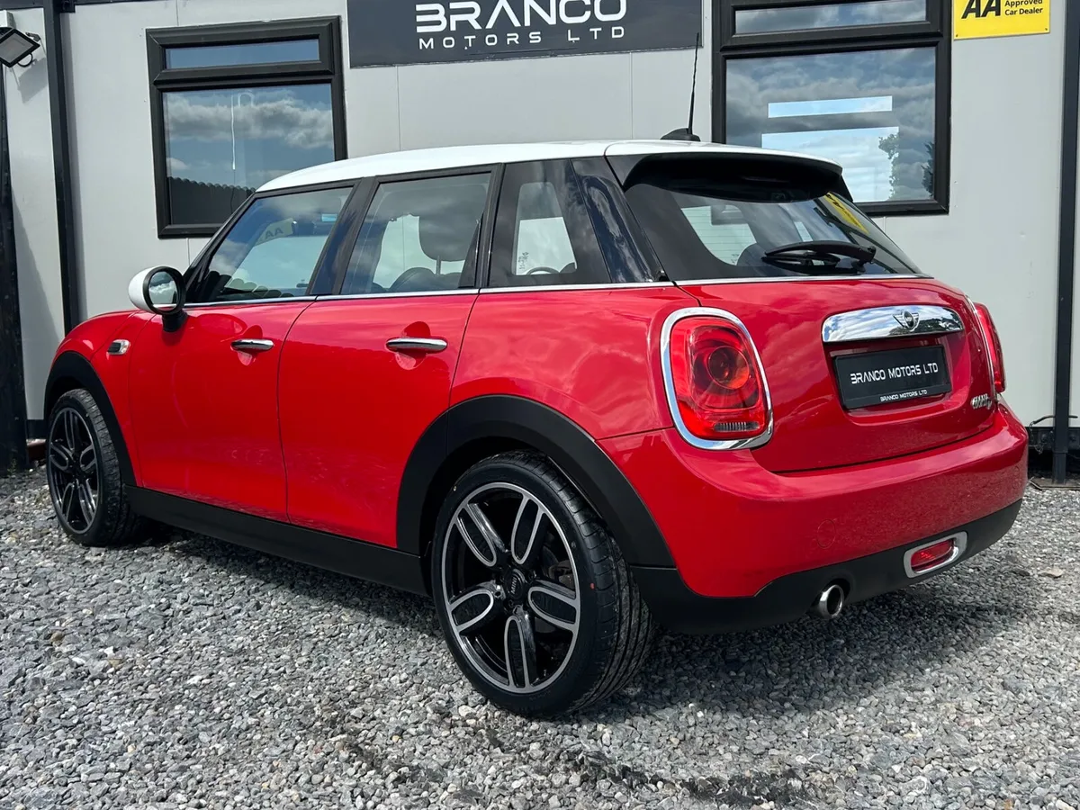 Mini Cooper D Auto 2018 5dr - Image 6