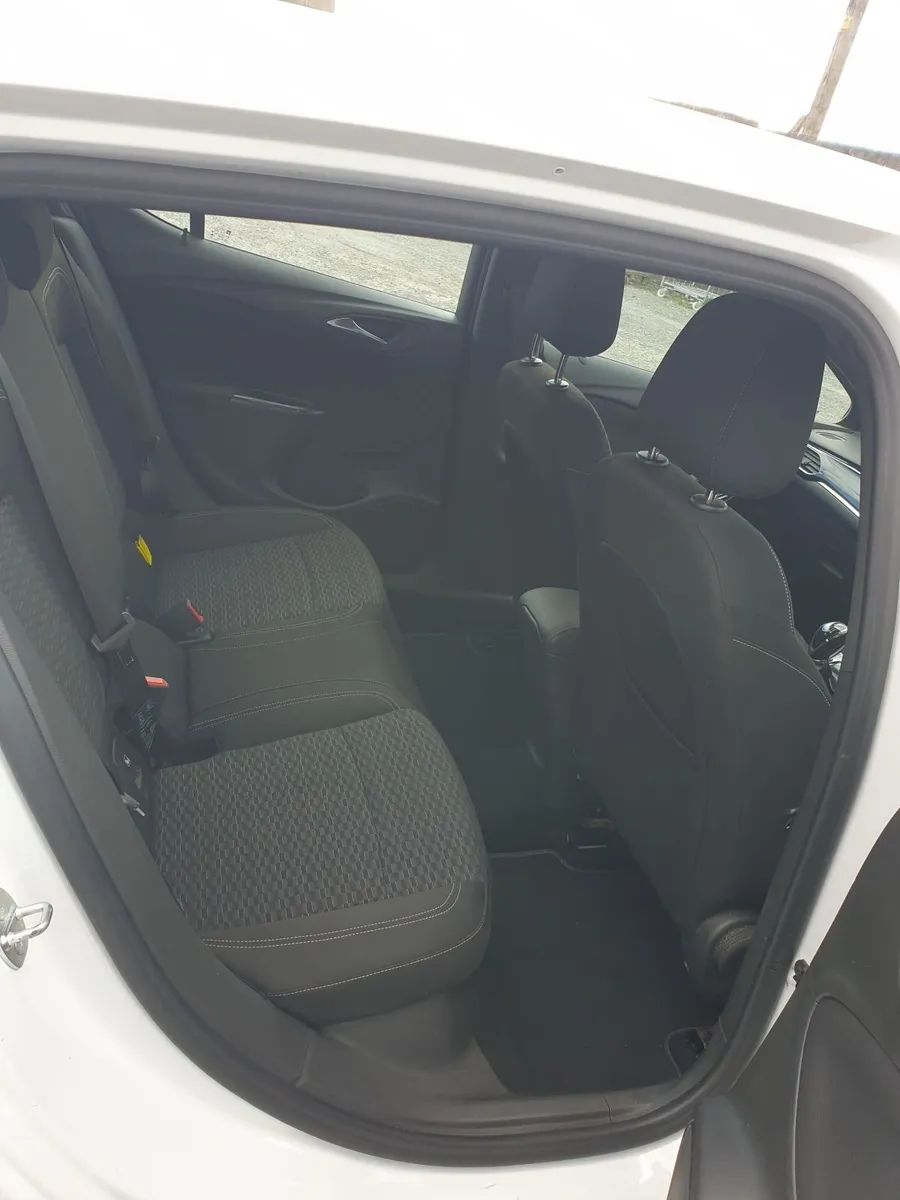 Opel Astra 2016 SRI CDTI - Image 6