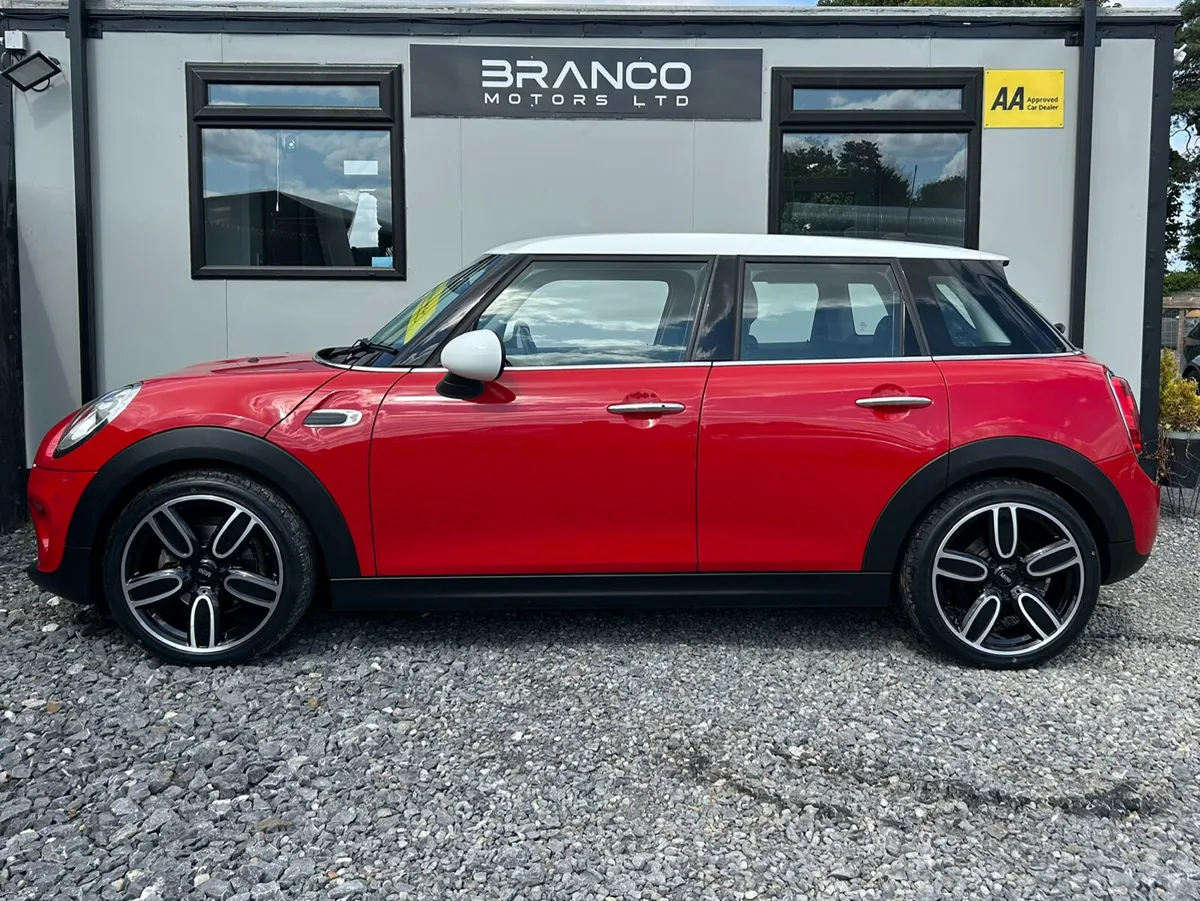 Mini Cooper D Auto 2018 5dr - Image 5