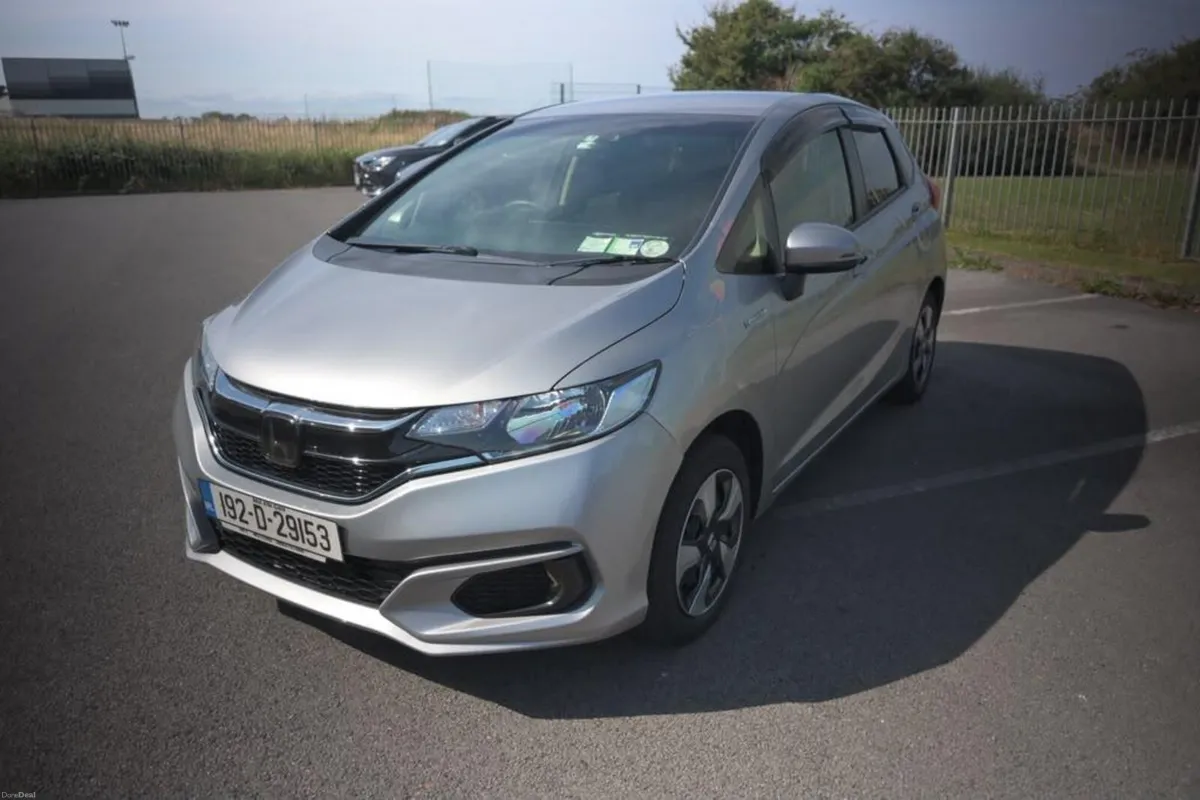 2019 Honda Fit/Jazz — Only 67 km —1.5 Hybrid Auto - Image 4