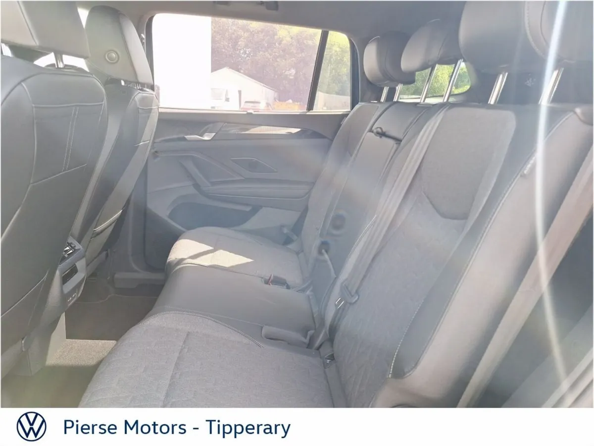 Volkswagen Tayron 2.0 TDI 150HP Edition 75 DSG - Image 6