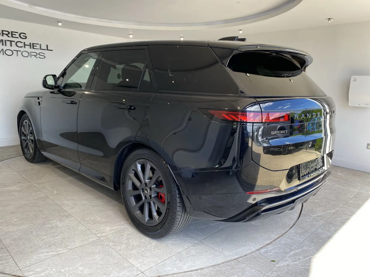 2024 Range Rover Sport 3.0 D300 Dynamic SE (Auto) - Image 5