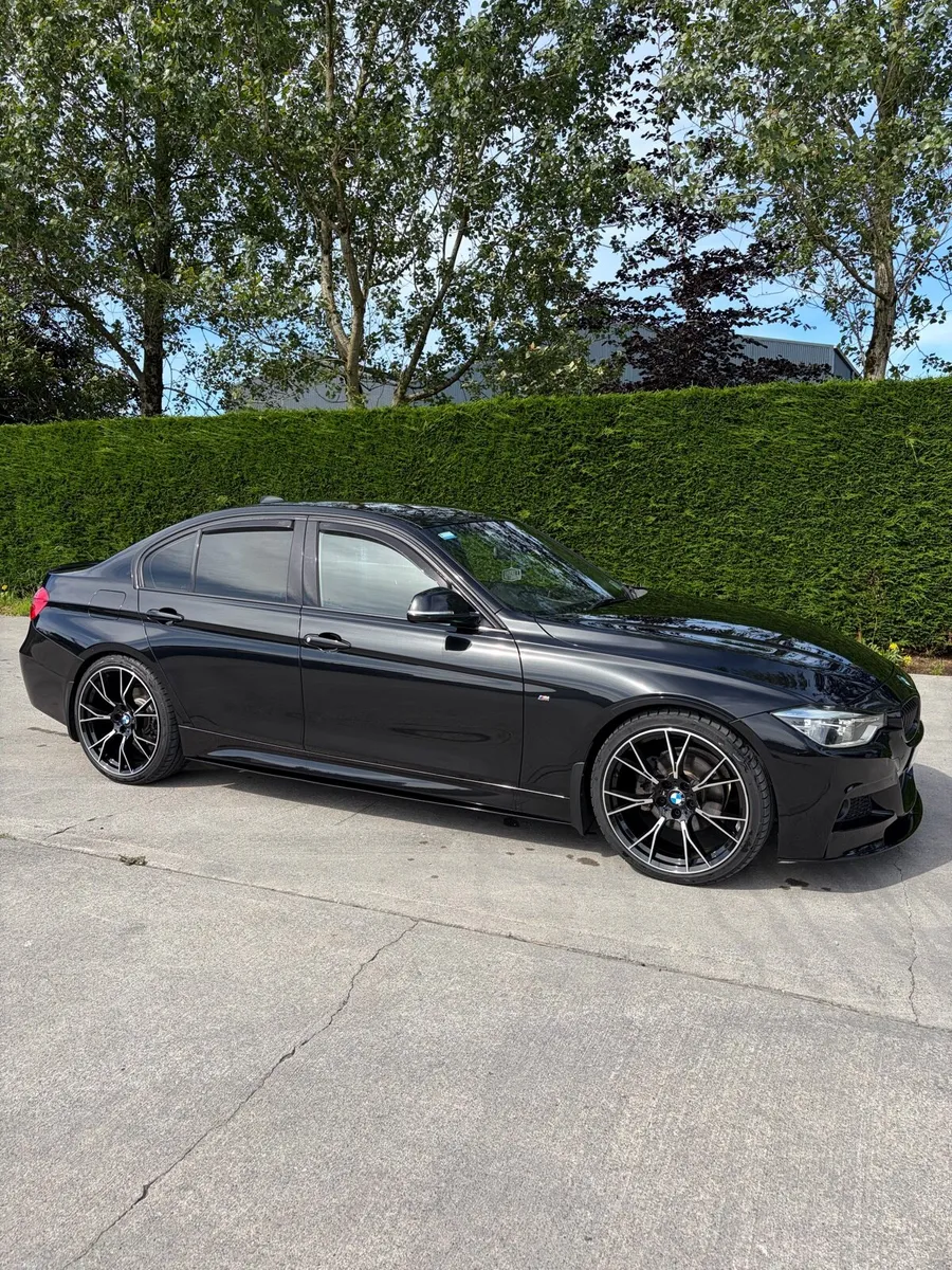 BMW f30 Auto Low mileage - Image 3