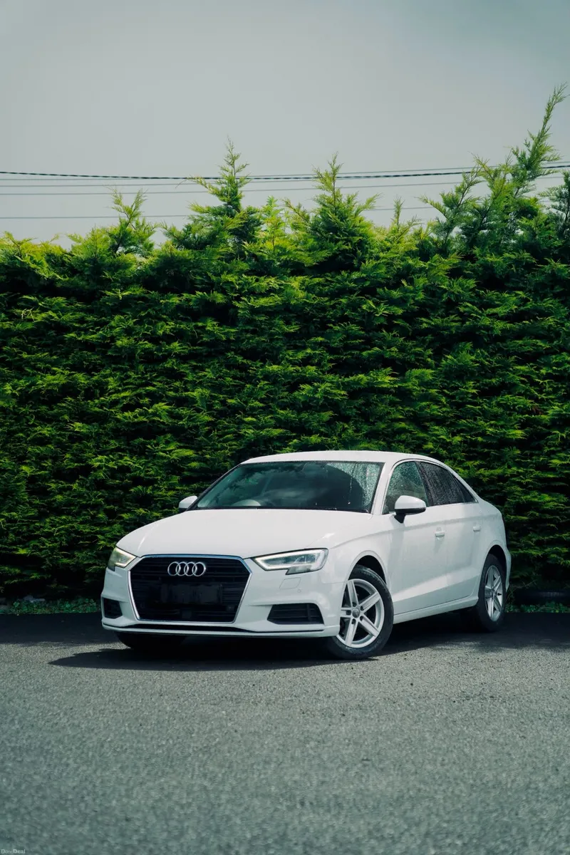 Audi A3 Sedan 1.4 TFSI 2017 - Image 1