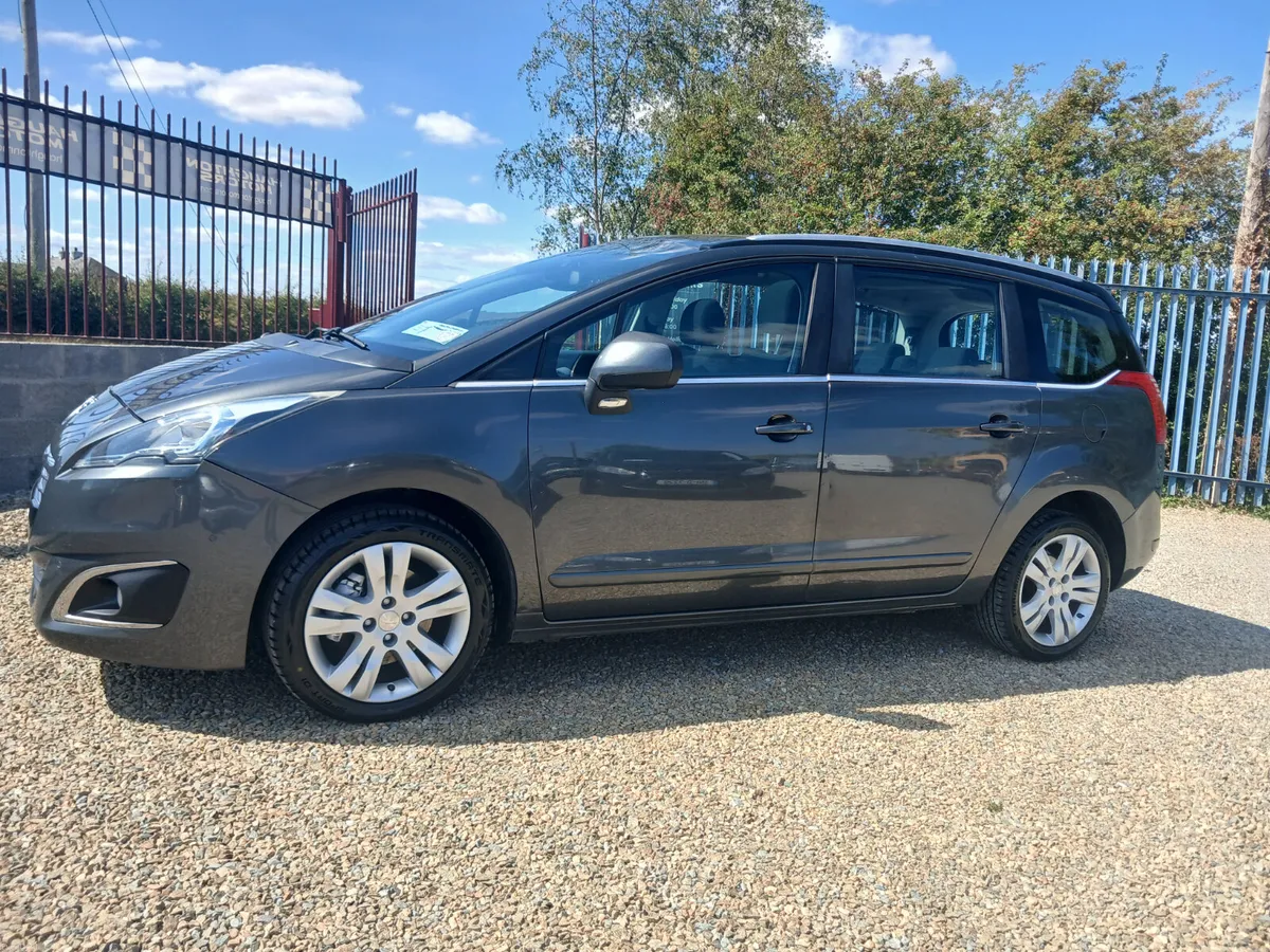 Peugeot 5008 2016 - Image 5