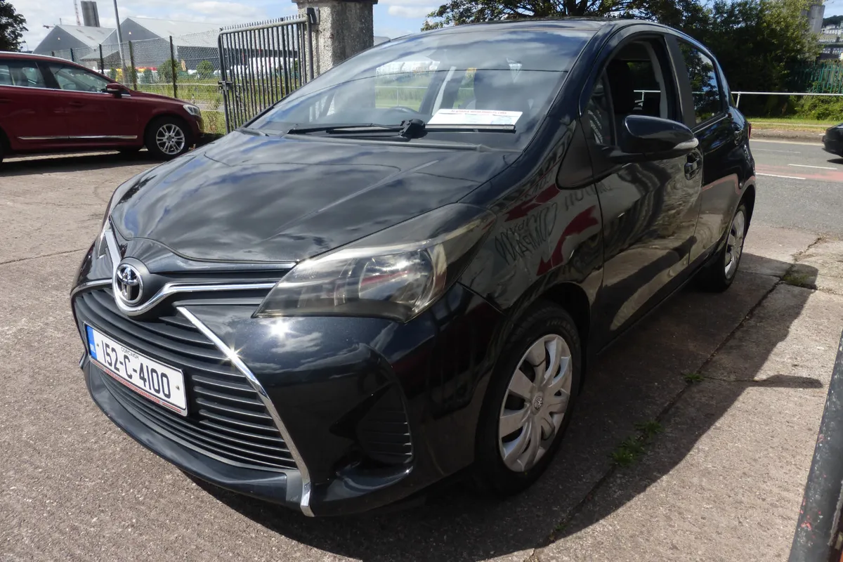 Toyota Yaris 2015 - Image 3