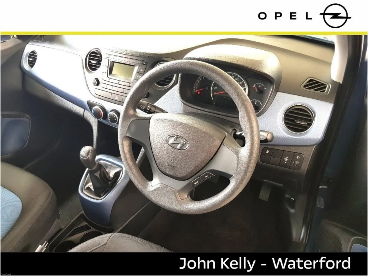 Hyundai i10 1.0L - Image 2