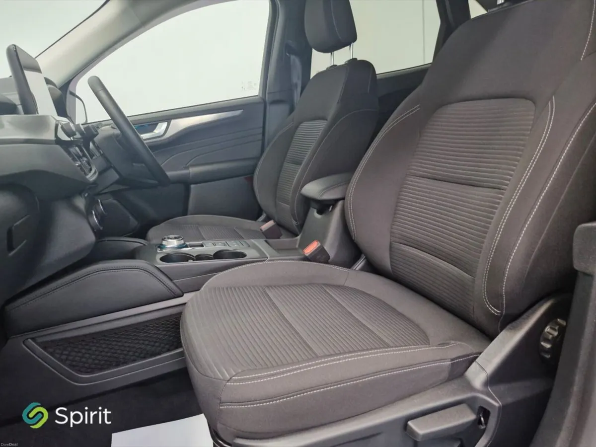 Ford Kuga 2.5 Duratec 225PS PHEV Titanium Auto CAL - Image 3