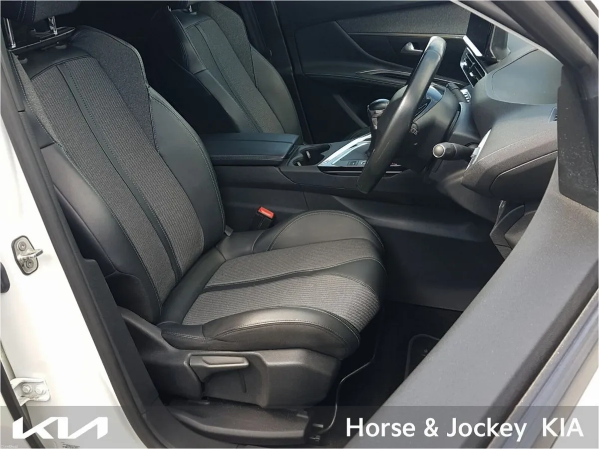 Peugeot 5008 1.5 BlueHDi 130bhp Allure - Image 2