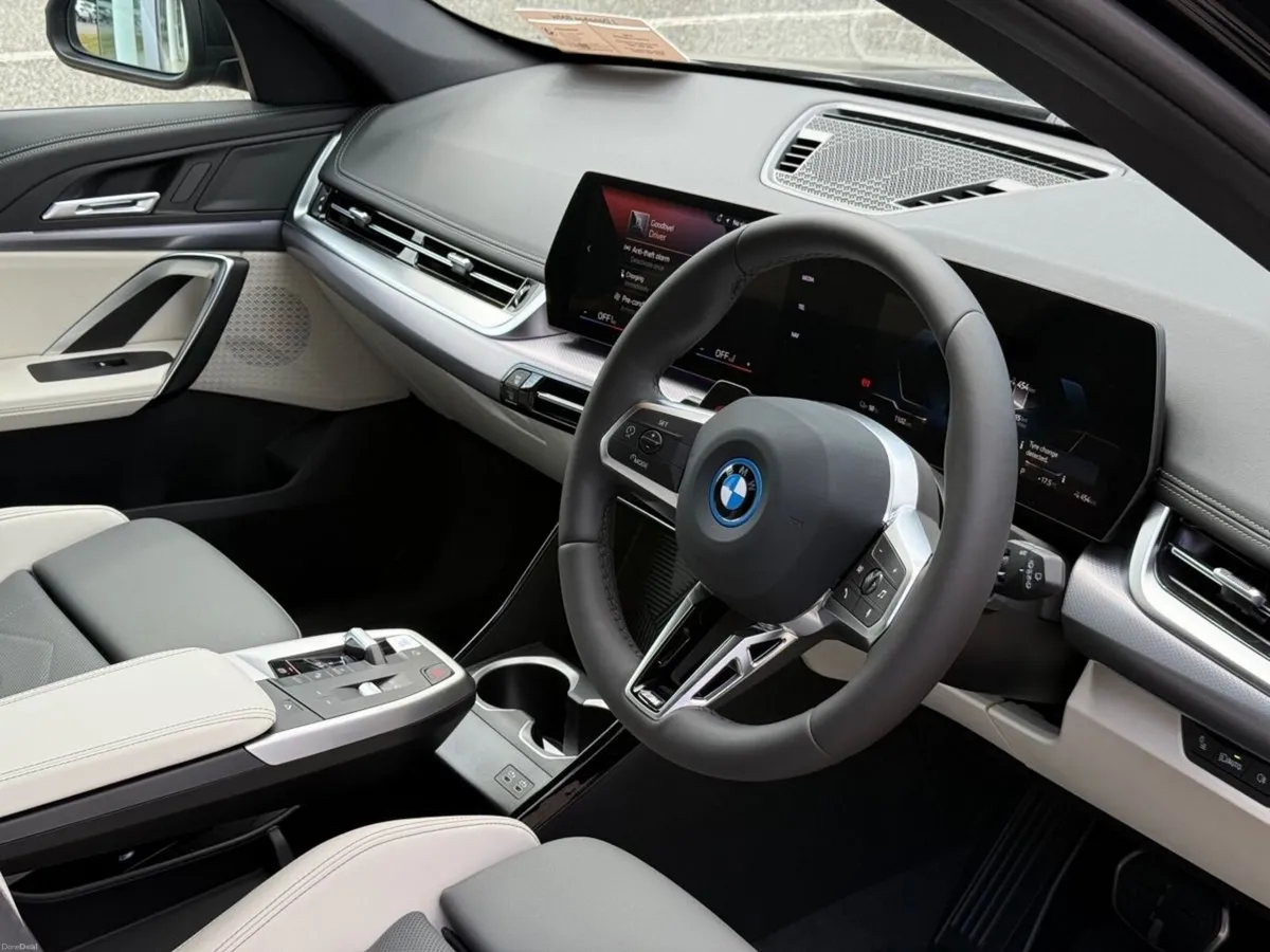 BMW iX1 eDrive20 M Sport - Image 3