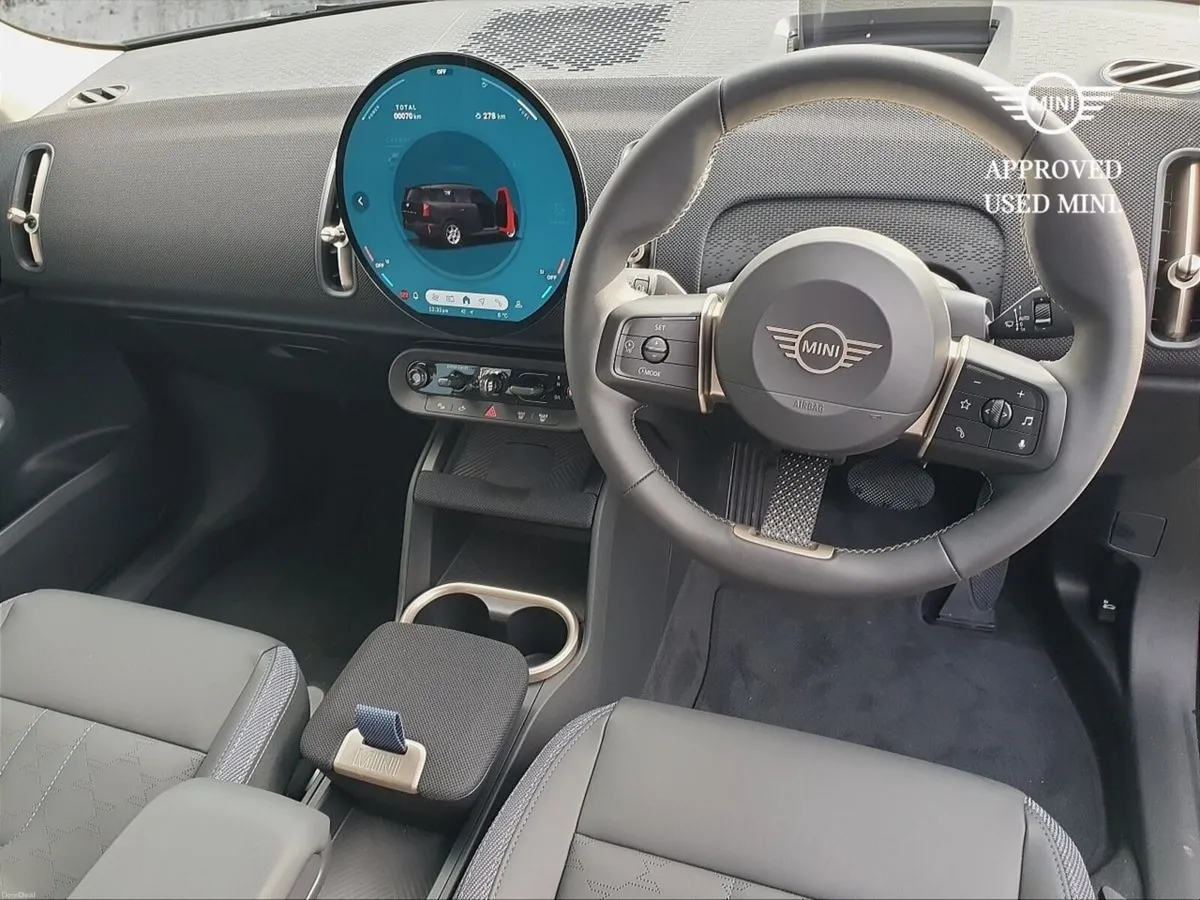 Mini Countryman C - Image 2