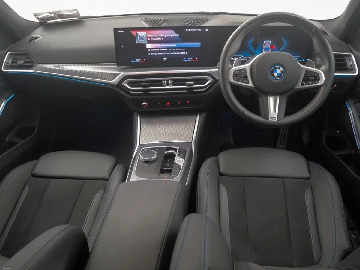 BMW 3-Series 330e M Sport Saloon - Image 4