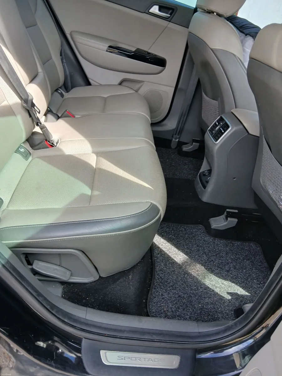 Kia Sportage 2017 PLATINUM Full Leather - Image 6