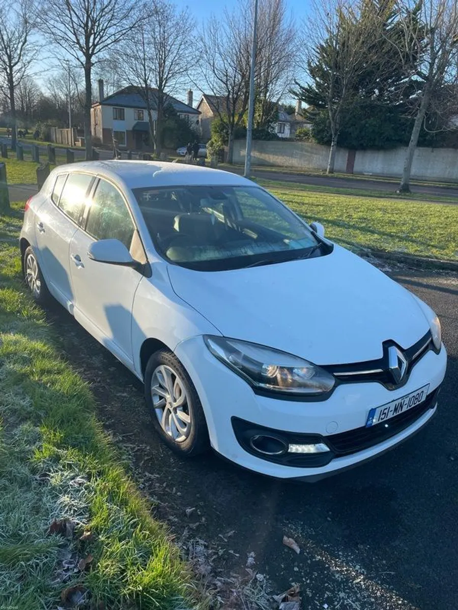 2015 Renault Megane - Image 1