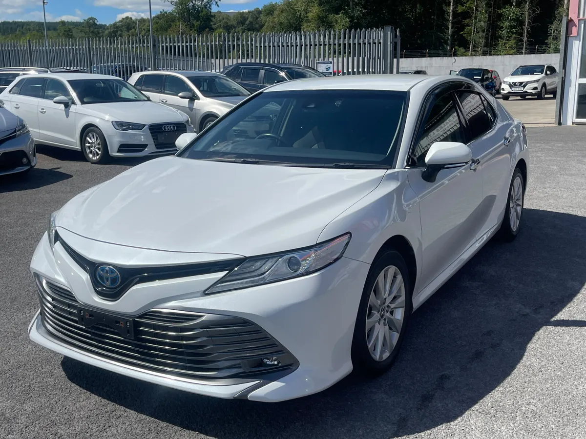 2018 Toyota Camry - Image 3