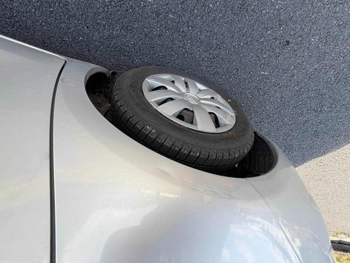 Toyota Vitz Automatic 2009 - Image 6