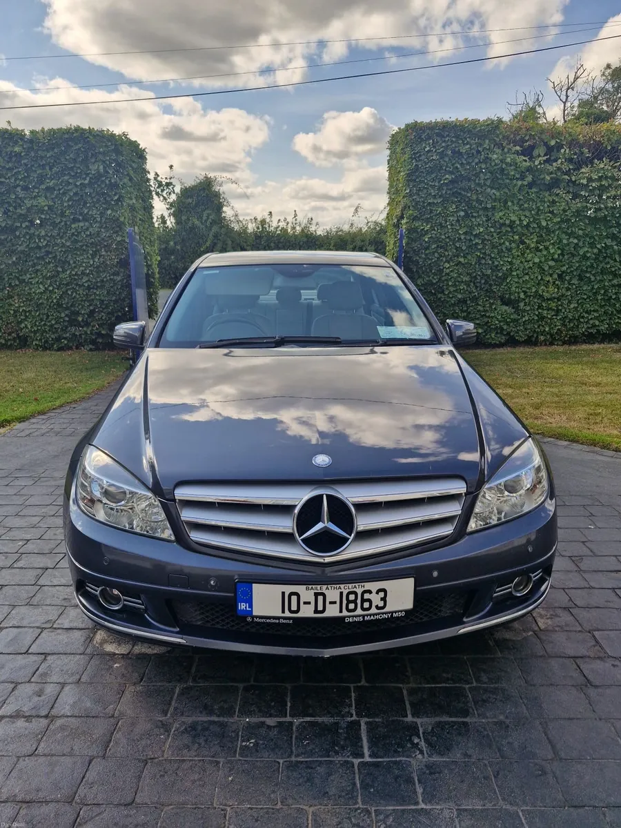 Mercedes-Benz C-Class 2010 - Image 1