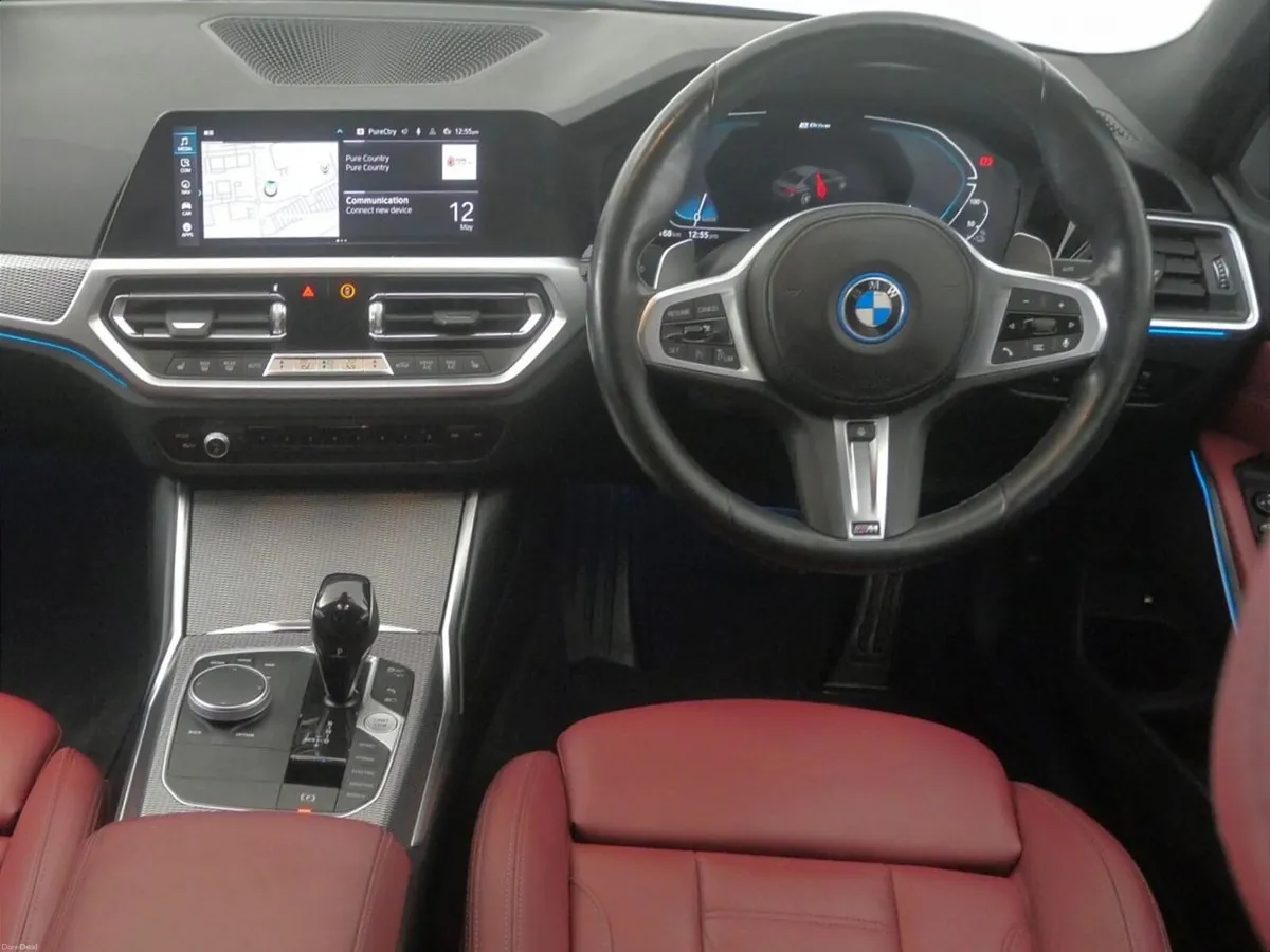 BMW 3-Series 330e M Sport Saloon - Image 5