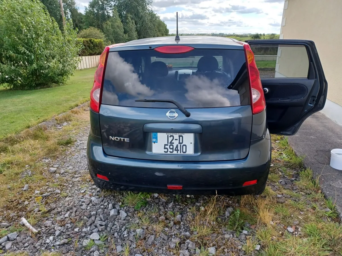 Very clean 2012 Nissan Note , lady owner - Image 3